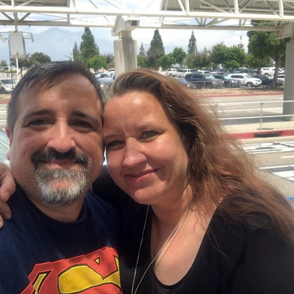 Meet your Posher, Jeanine - Picture 2 of 5